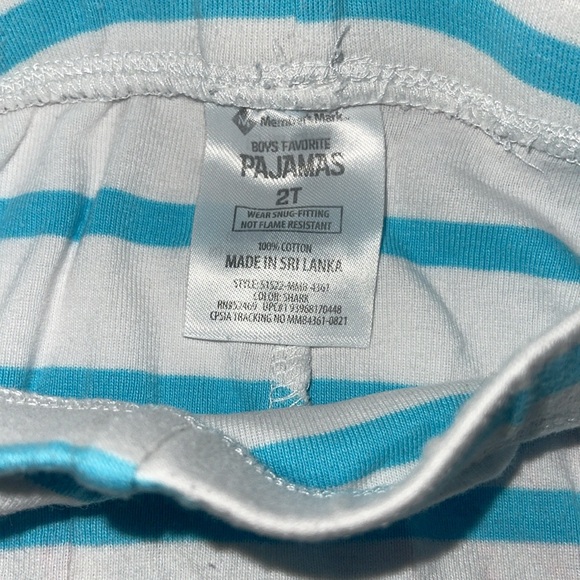 Boys 2T Members Mark 3 piece pajama set. Top, pants and shorts Shark print - Picture 5 of 6